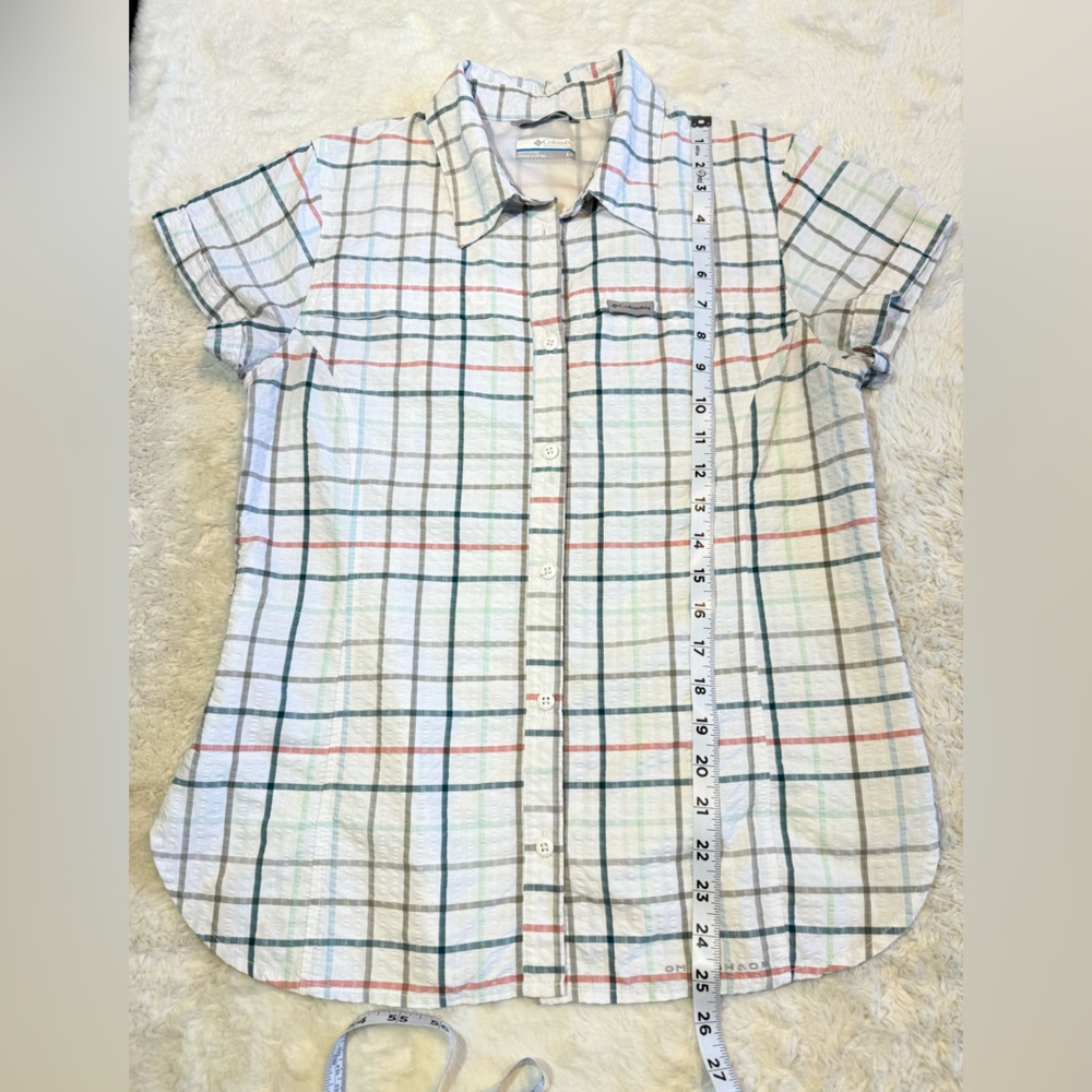 Columbia women’s Silver Ridge Novelty short sleeve size small, white plaid - Picture 6 of 7